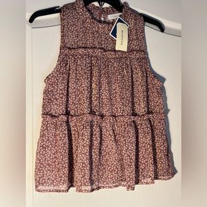 Monteau Los Angeles sleeveless women’s top.  Size S